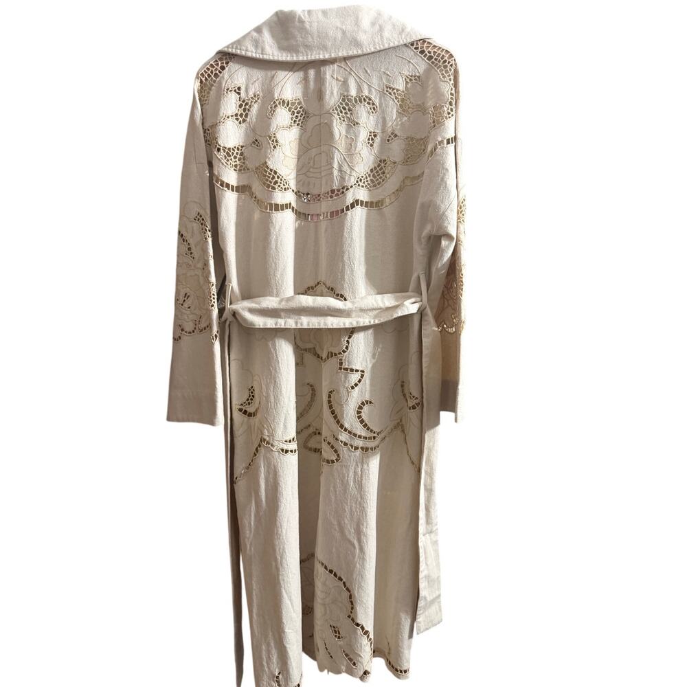 Avec Les Filles Cutwork Linen Trench Coat - Picture 7 of 7